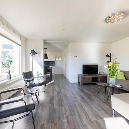 Bollenzicht Holiday home *